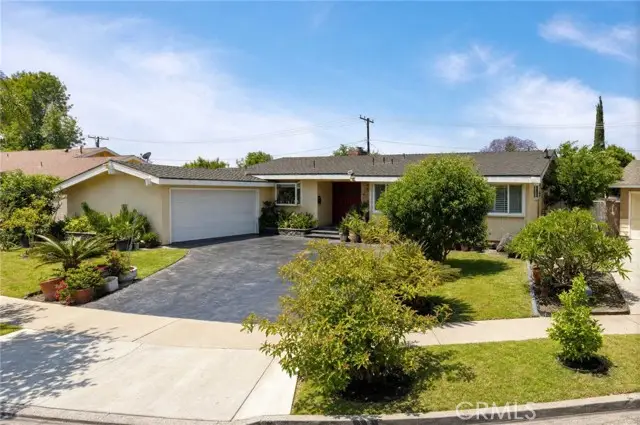 1309 Falcon St, Anaheim, CA 92804 - #2
