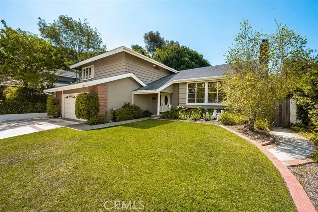 1877 Swan Circle, Costa Mesa, CA 92626 - #3