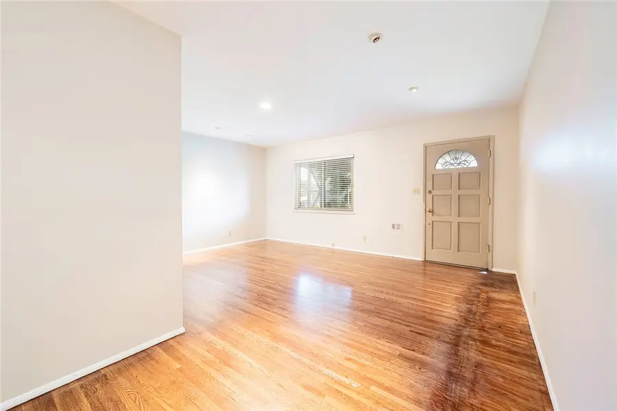2245 Mcnab, Long Beach, CA 90815 - #3