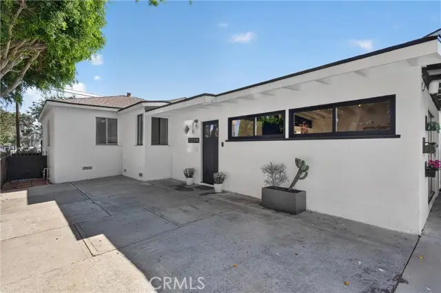 1204 Poinsettia, Long Beach, CA 90805 - #2