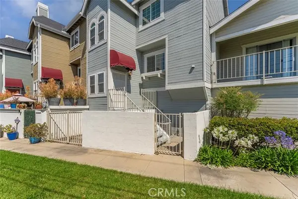 13036 Springarden Lane, Westminster, CA 92683