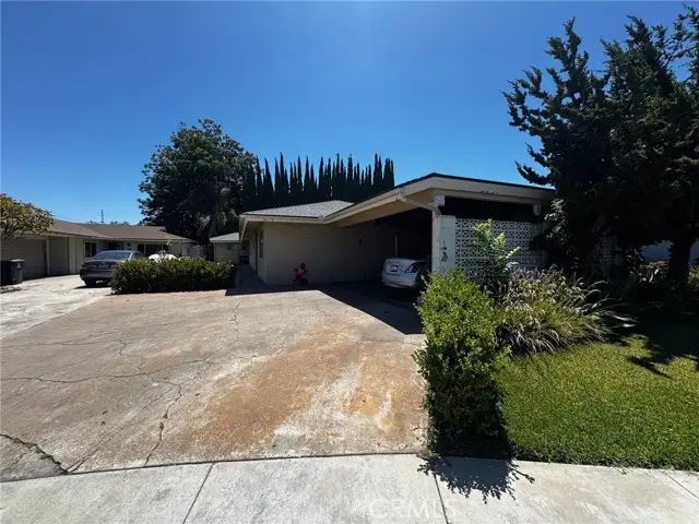 2237 Valencia Avenue, Santa Ana, CA 92706 - Image #2