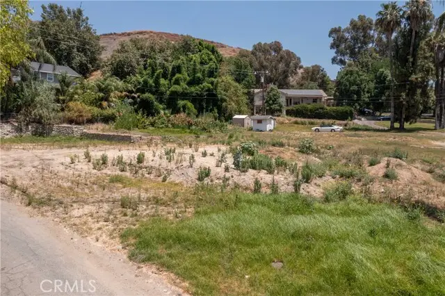 4361 Golden Avenue, San Bernardino, CA 92404 - #3