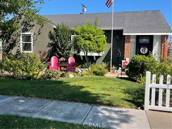 6034 Pepperwood, Lakewood, CA 90712