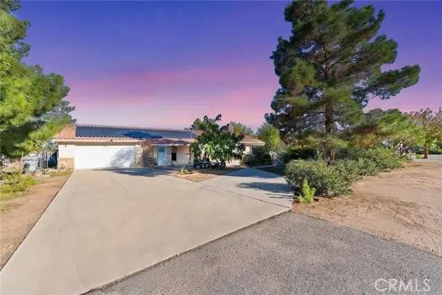 7371 Lyons, Hesperia, CA 92345 - Image #2