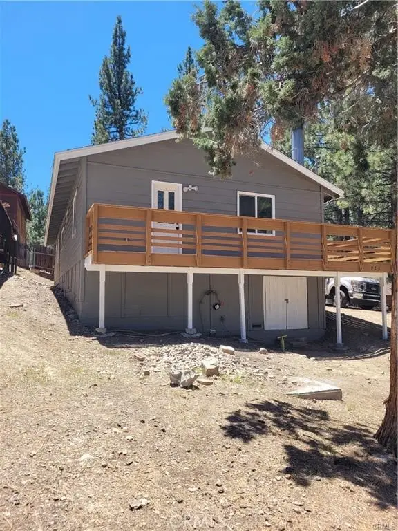 928 Sherwood, Big Bear City, CA 92314