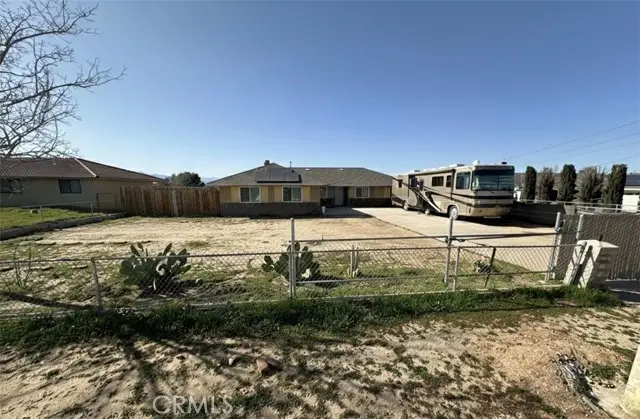 11922 Calcite Avenue, Hesperia, CA 92345 - Image #2