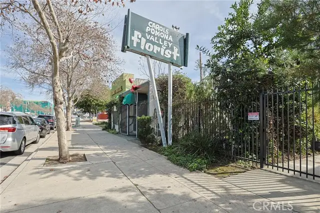 440 Holt, Pomona, CA 91768 - #1
