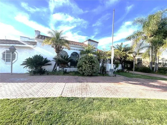 1335 Woods, Los Angeles, CA 90022 - #1