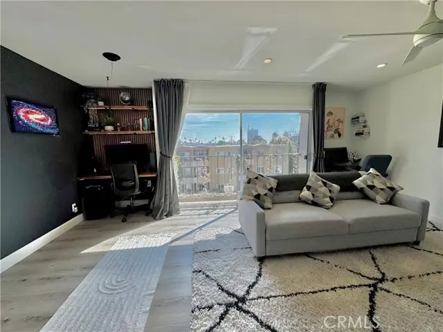 191 Kennebec  #403, Long Beach, CA 90803 - #2