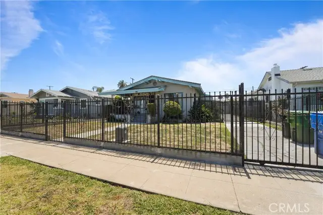1116 76th, Los Angeles, CA 90044 - #3
