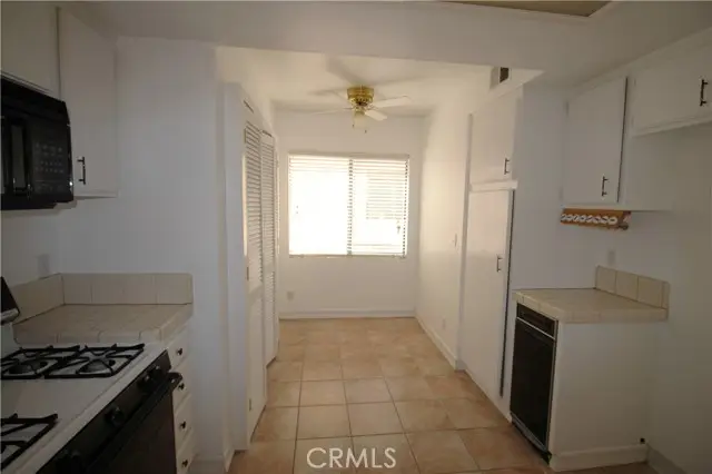 9906 Owensmouth  #12, Chatsworth, CA 91311 - #3