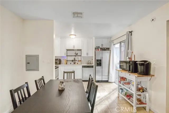 7300 Lennox  #J5, Van Nuys, CA 91405 - #2