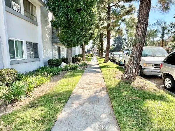 5500 Ackerfield Avenue  #502, Long Beach, CA 90805