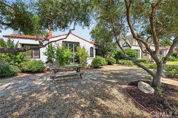 2030 Eucalyptus, Long Beach, CA 90806