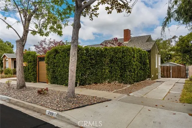 209 46th, Long Beach, CA 90807 - #2