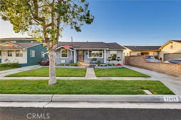 11423 213th, Lakewood, CA 90715