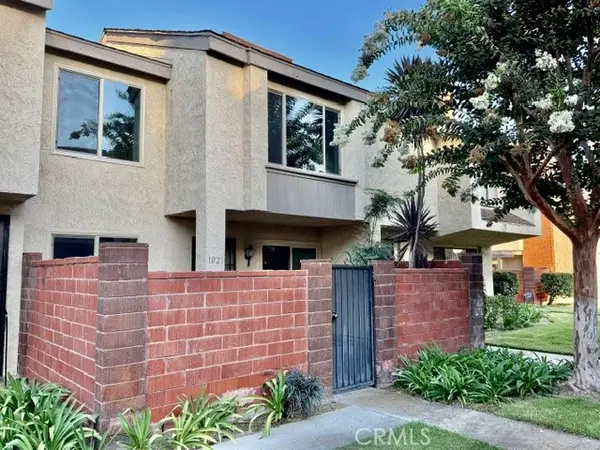 1021 Lamark Ln, Anaheim, CA 92802