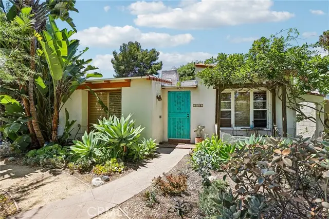 2881 Eucalyptus, Long Beach, CA 90806 - #2