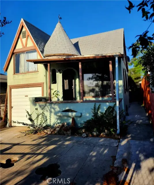 6812 Van Ness, Los Angeles, CA 90047 - #3