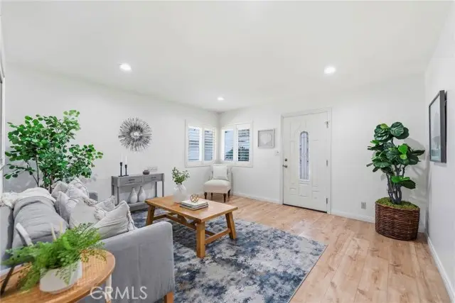 11736 215th Street, Lakewood, CA 90715 - #2