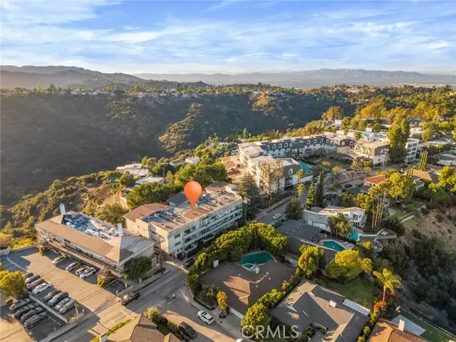 2345 Roscomare  #302, Los Angeles, CA 90077 - #3