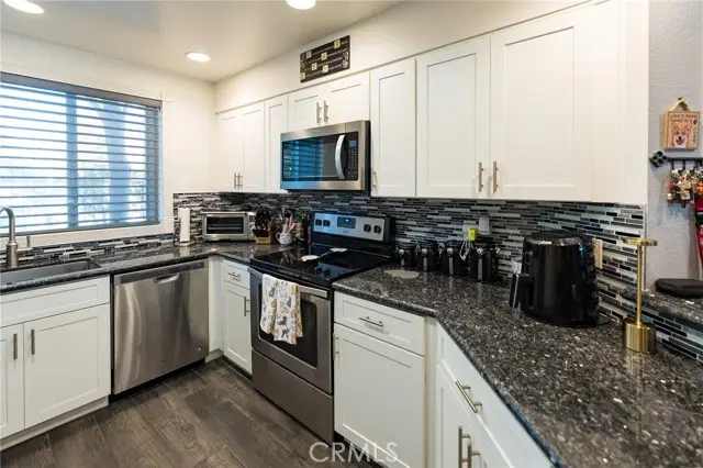 25557 Pine Creek, Wilmington, CA 90744 - Image #2