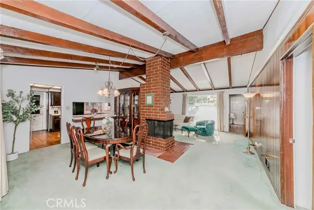 2041 Knoxville Avenue, Long Beach, CA 90815 - Image #2