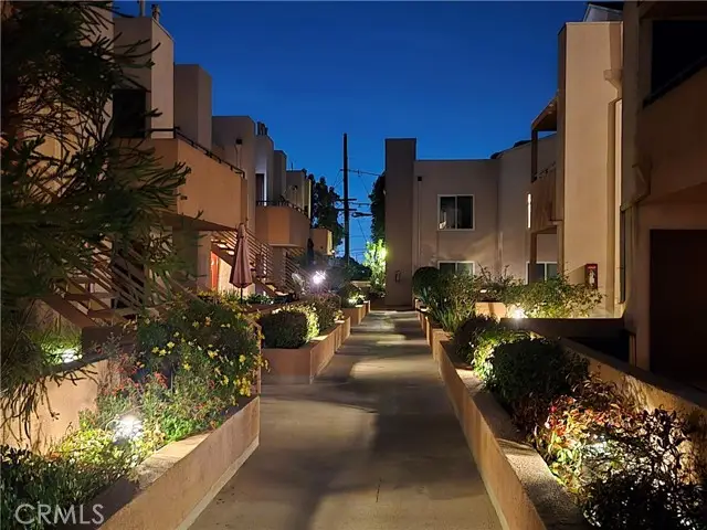 16700 Yukon Ave  #108, Torrance, CA 90504 - Image #2