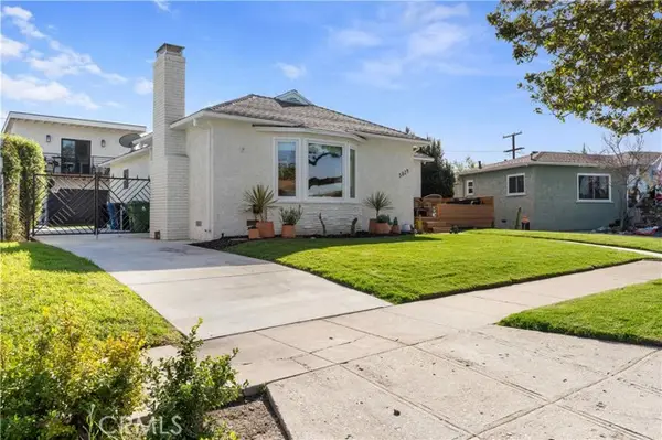 5824 Compass Drive, Los Angeles, CA 90045