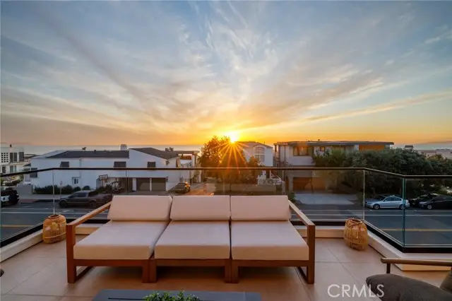 212 Manhattan Avenue, Manhattan Beach, CA 90266 - #1