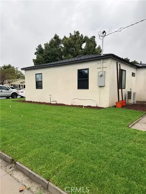 2101 Canton, Long Beach, CA 90810 - Image #3