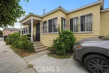 6828 San Pedro, Los Angeles, CA 90003