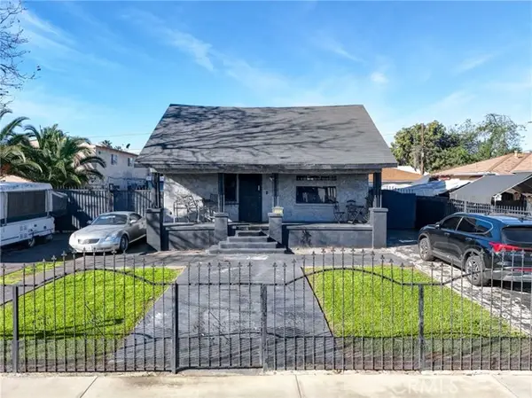 11113 Berendo Avenue, Los Angeles, CA 90044