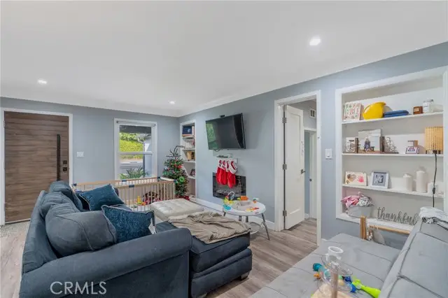 11938 Exposition Boulevard, Los Angeles, CA 90064 - Image #2