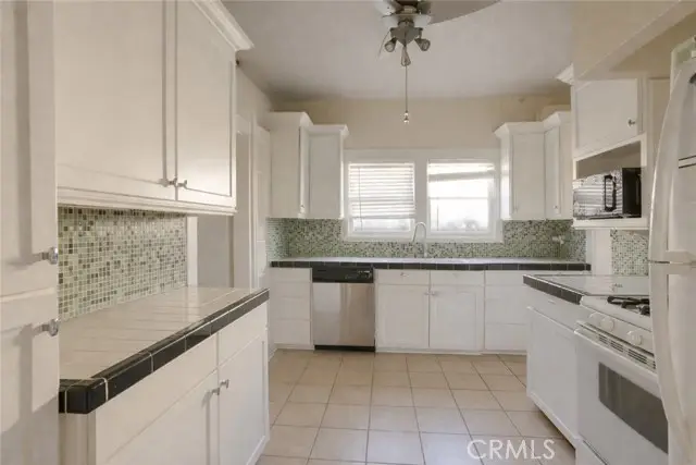 925 Grand Avenue, San Pedro, CA 90731 - #1