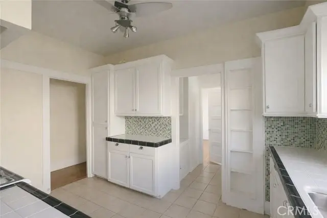 925 Grand Avenue, San Pedro, CA 90731 - #2