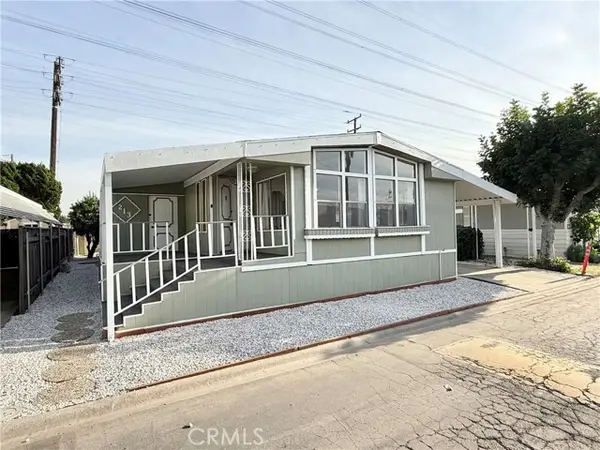 3595 Santa Fe Avenue  #213, Long Beach, CA 90810