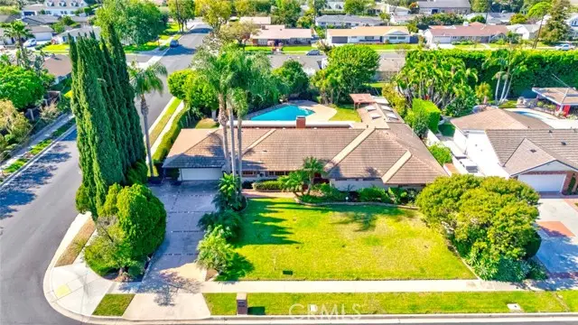 1172 St John Place, Santa Ana, CA 92705 - #1