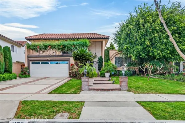 1100 Tulare, Costa Mesa, CA 92626