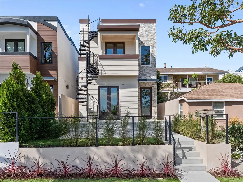 417 Standard, El Segundo, CA 90245 - #1