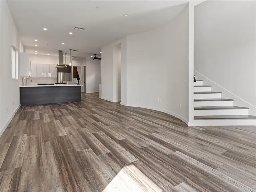 417 Standard, El Segundo, CA 90245 - #3