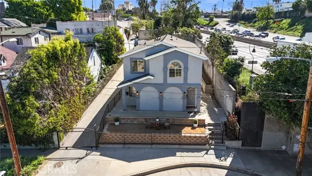 422 Parkman, Los Angeles, CA 90026 - #1