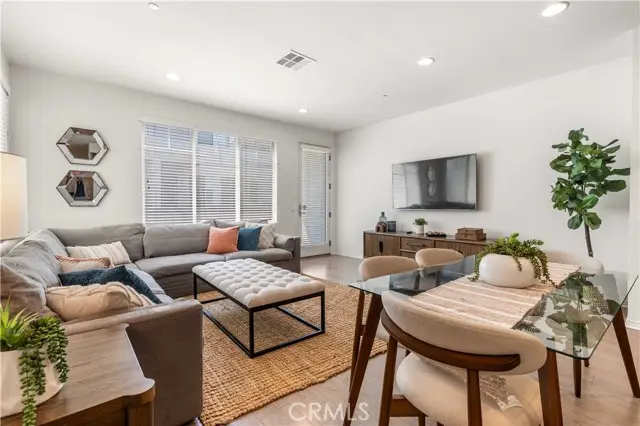 5560 Boardwalk  #105, Hawthorne, CA 90250 - #1