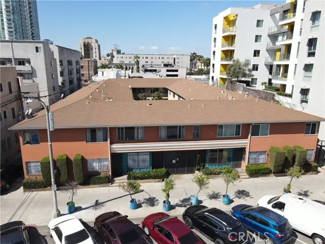 333 Linden Avenue  #6, Long Beach, CA 90802 - #2