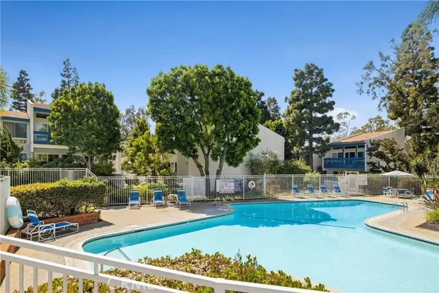 802 Camino Real  #105, Redondo Beach, CA 90277 - #2