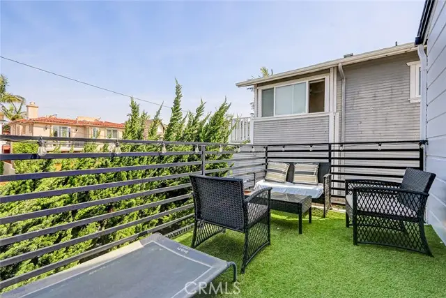 944 15th Place, Hermosa Beach, CA 90254 - #2