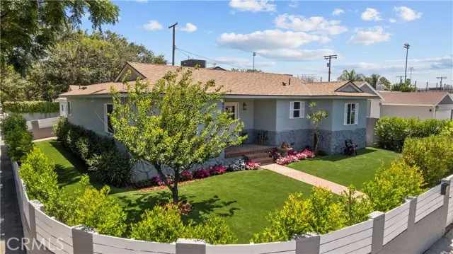 8054 Cedros, Panorama City, CA 91402 - #1