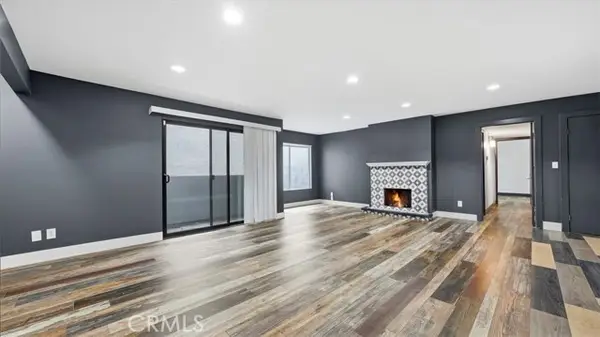 1940 Highland  #17, Los Angeles, CA 90068