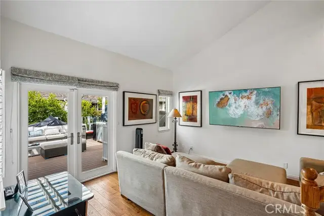 27 Tiburon Court, Manhattan Beach, CA 90266 - #2